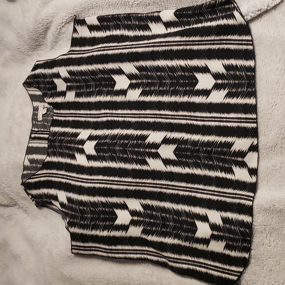 Women's Eva Mendes for New York and Company black and white top